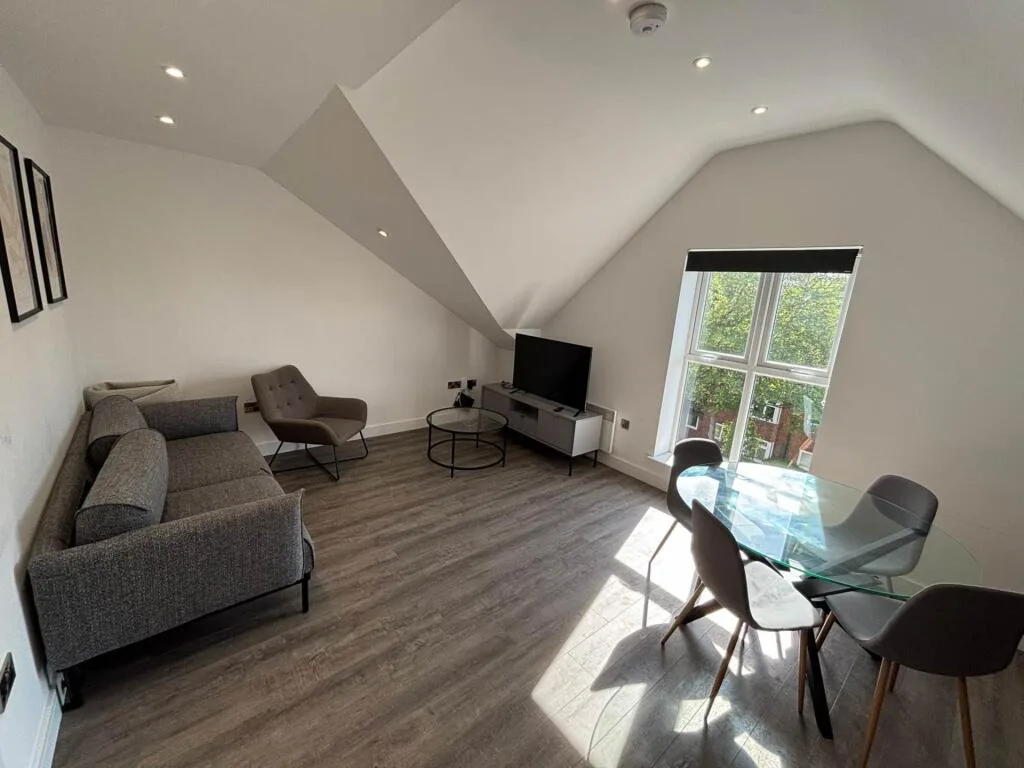 3 bedroom flat for rent
