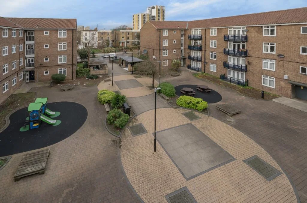 3 bedroom flat for rent