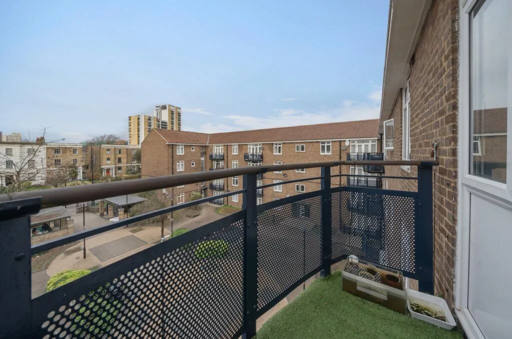 3 bedroom flat for rent