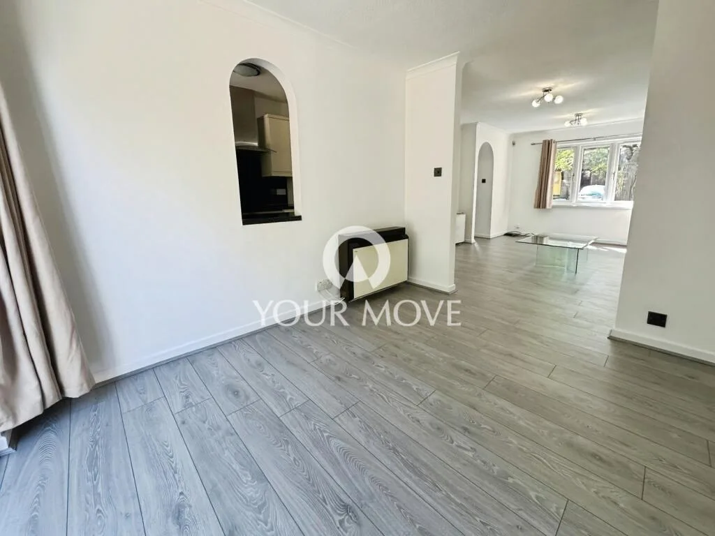 3 bedroom semi-detached house for rent