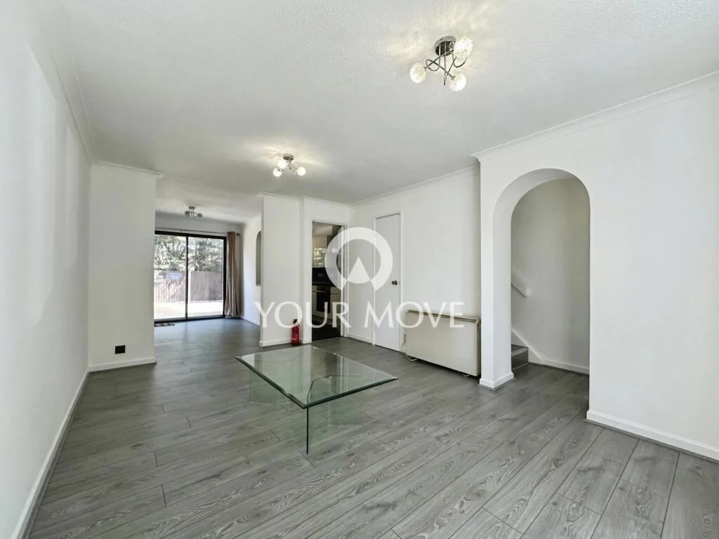 3 bedroom semi-detached house for rent