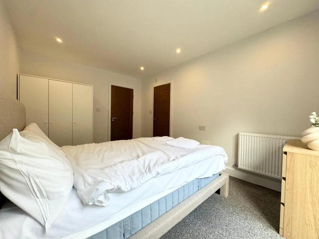 3 bedroom apartment for rent