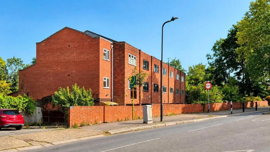 Studio flat for rent