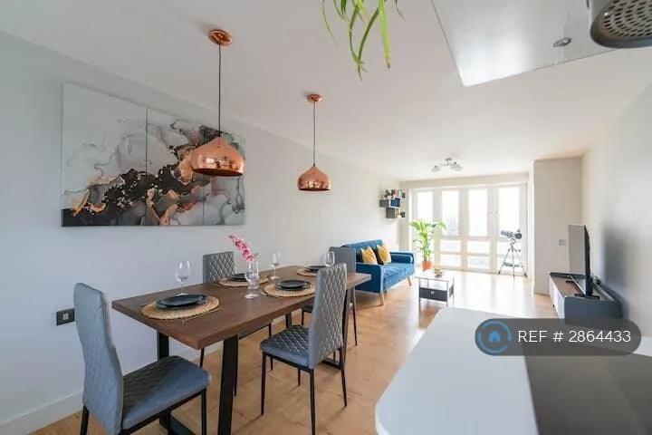 3 bedroom flat for rent
