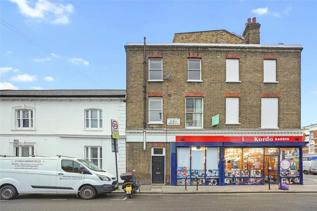 1 bedroom maisonette for rent