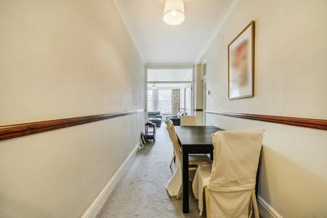 3 bedroom flat for rent