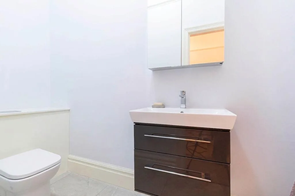 3 bedroom flat for rent