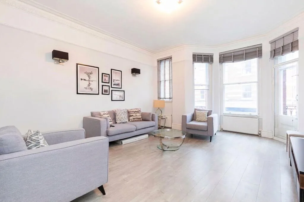 3 bedroom flat for rent