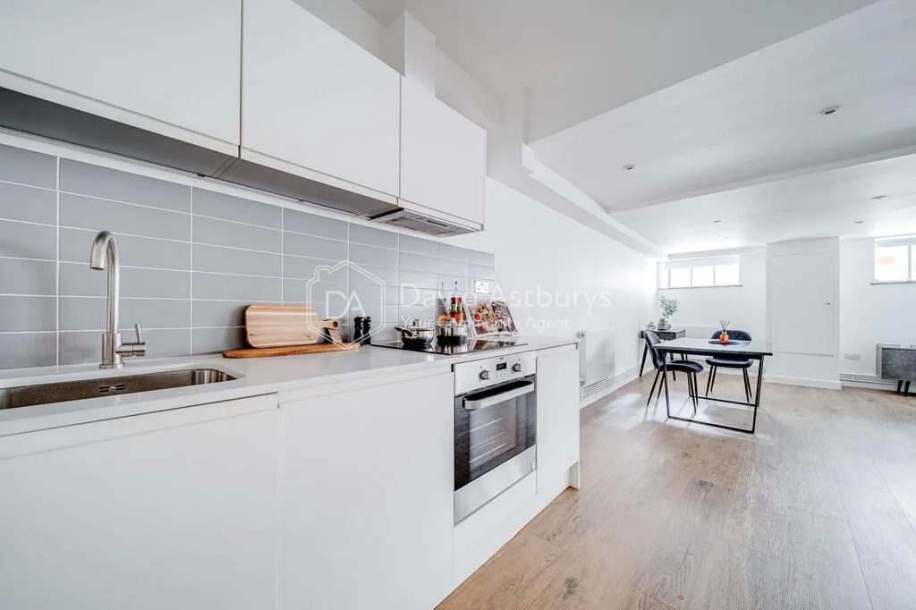 Studio flat for rent