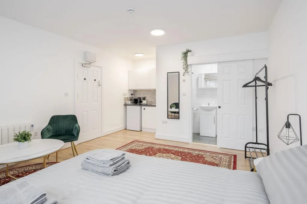 Studio flat for rent