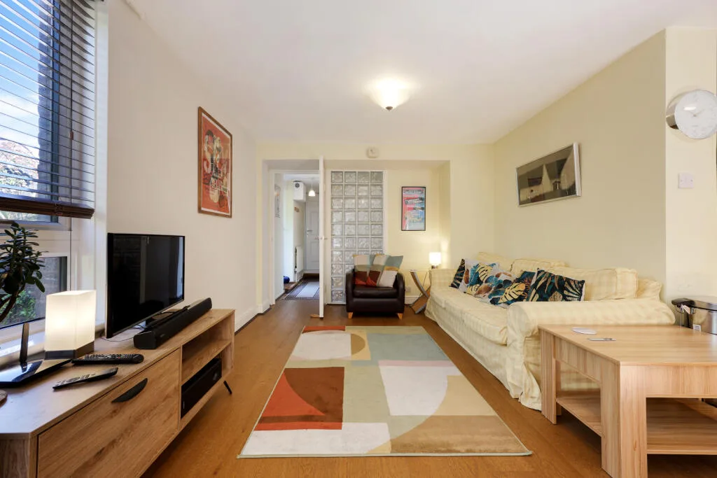 1 bedroom flat for rent