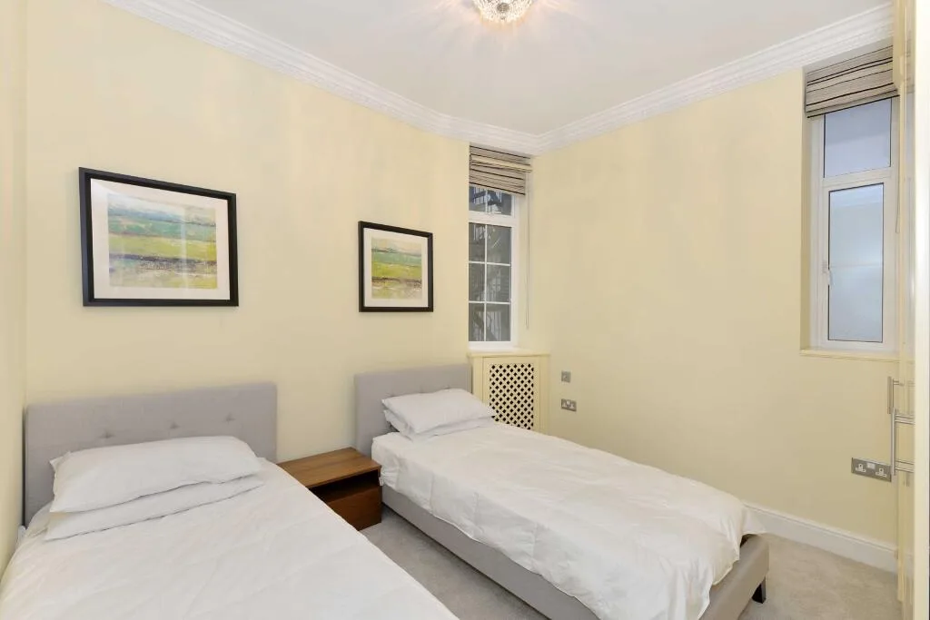 5 bedroom apartment for rent