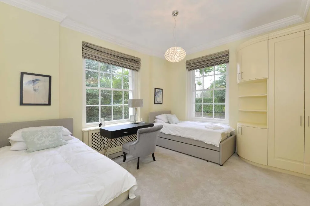 5 bedroom apartment for rent