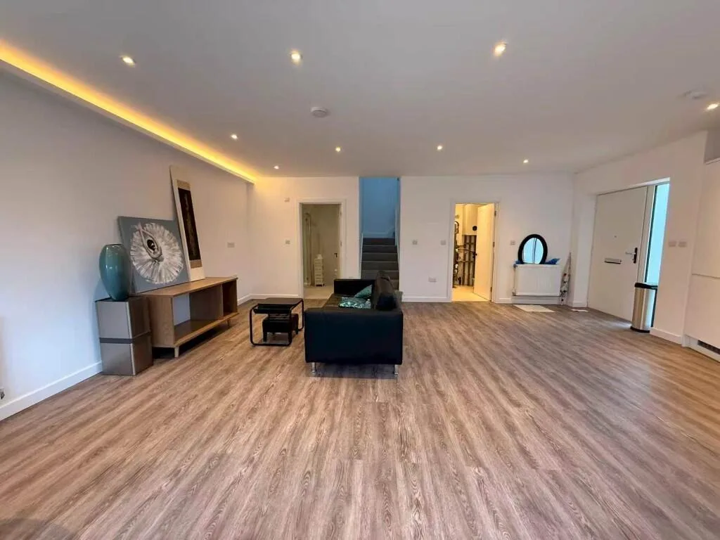 3 bedroom town house for rent