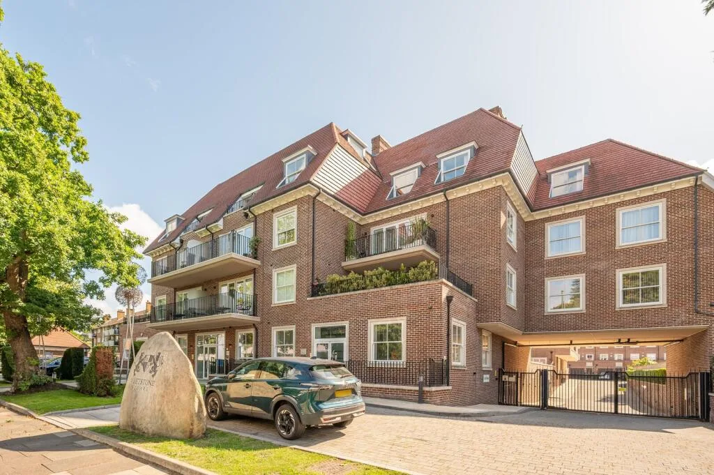 2 bedroom flat for rent