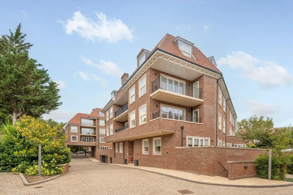 2 bedroom flat for rent