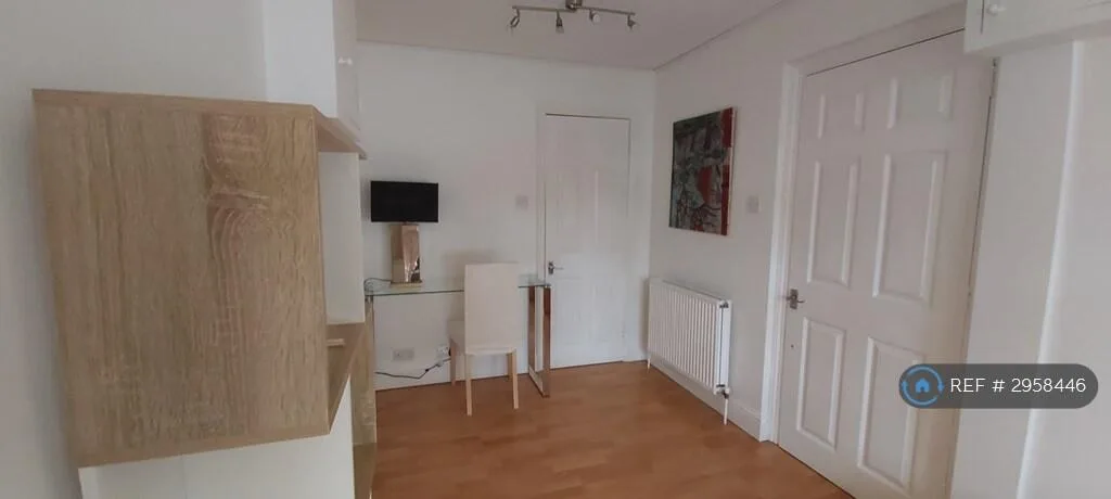 2 bedroom terraced house for rent