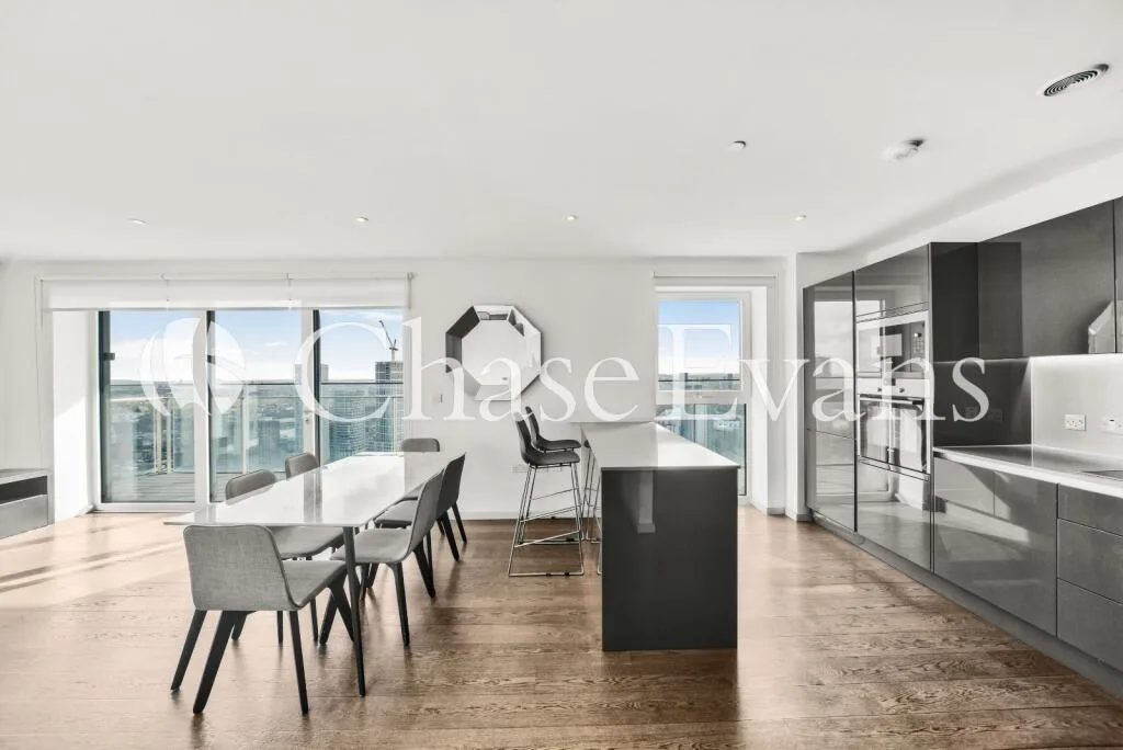 3 bedroom flat for rent