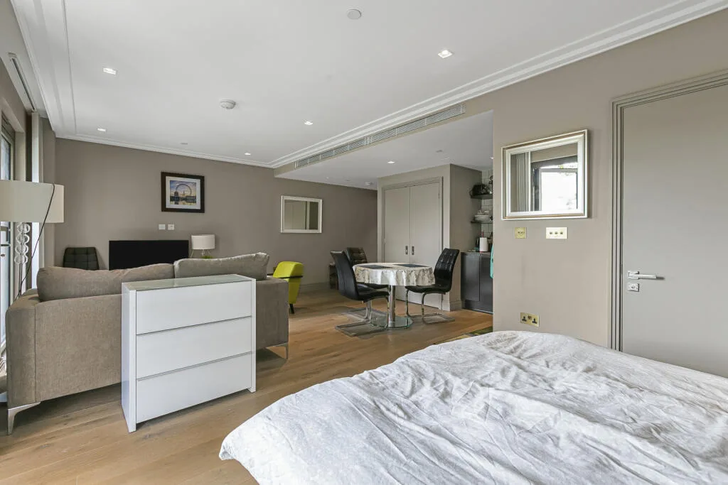 Studio apartment for rent