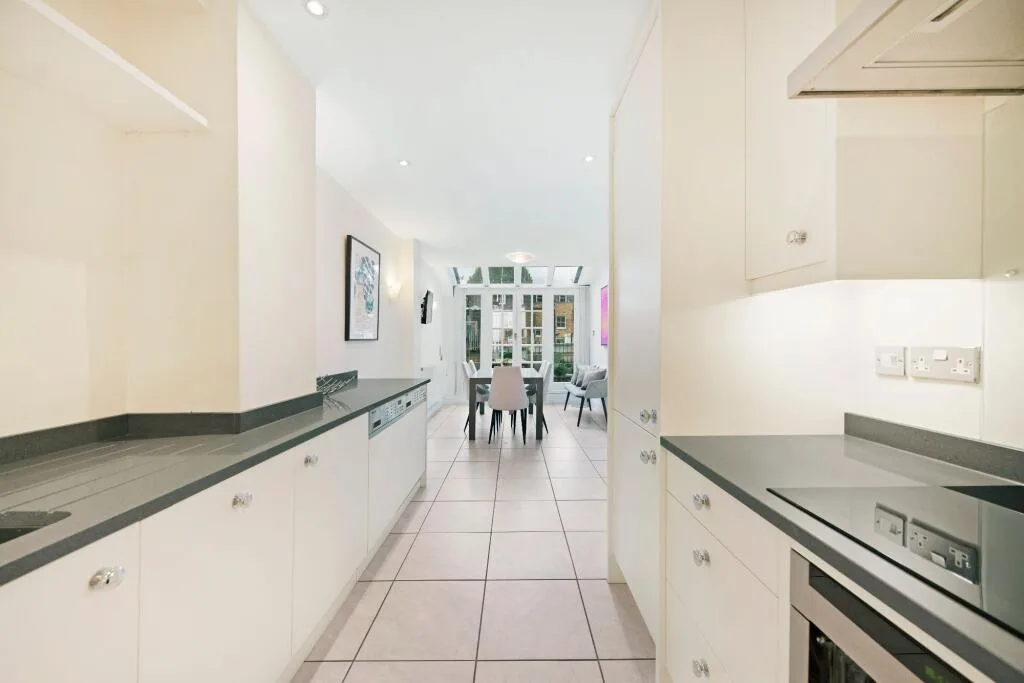 3 bedroom apartment for rent