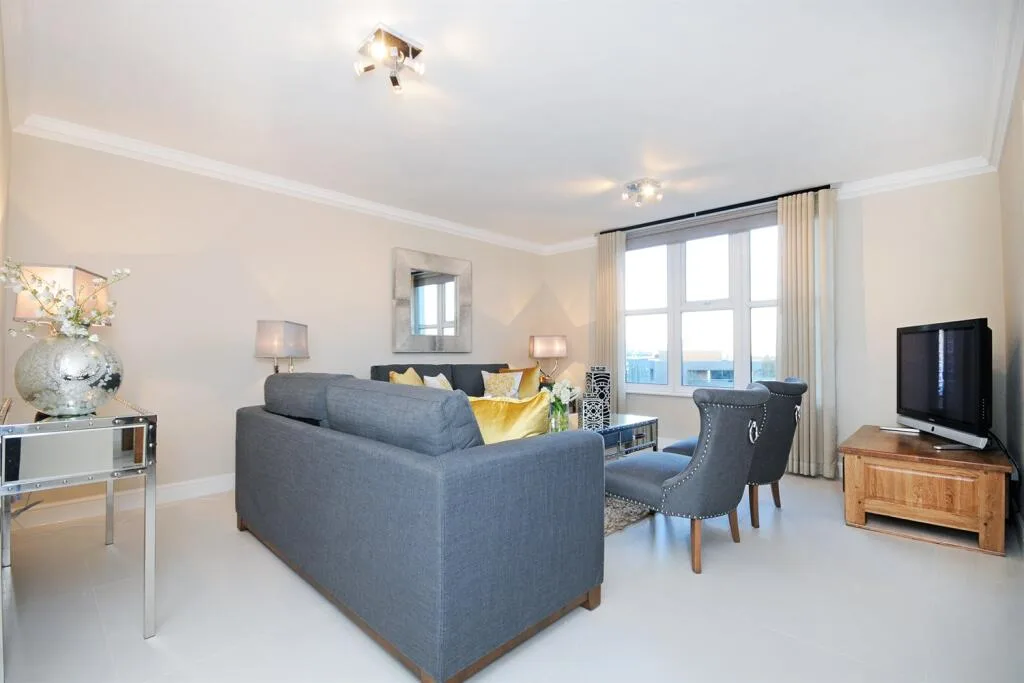 3 bedroom apartment for rent