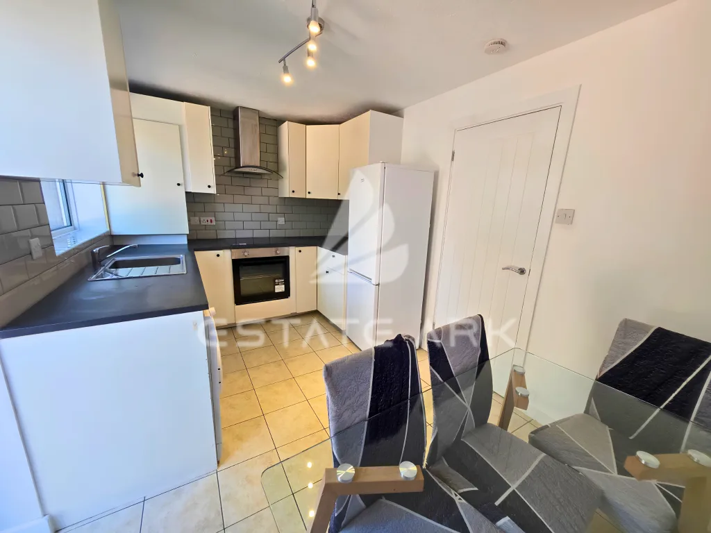 2 bedroom terraced house for rent