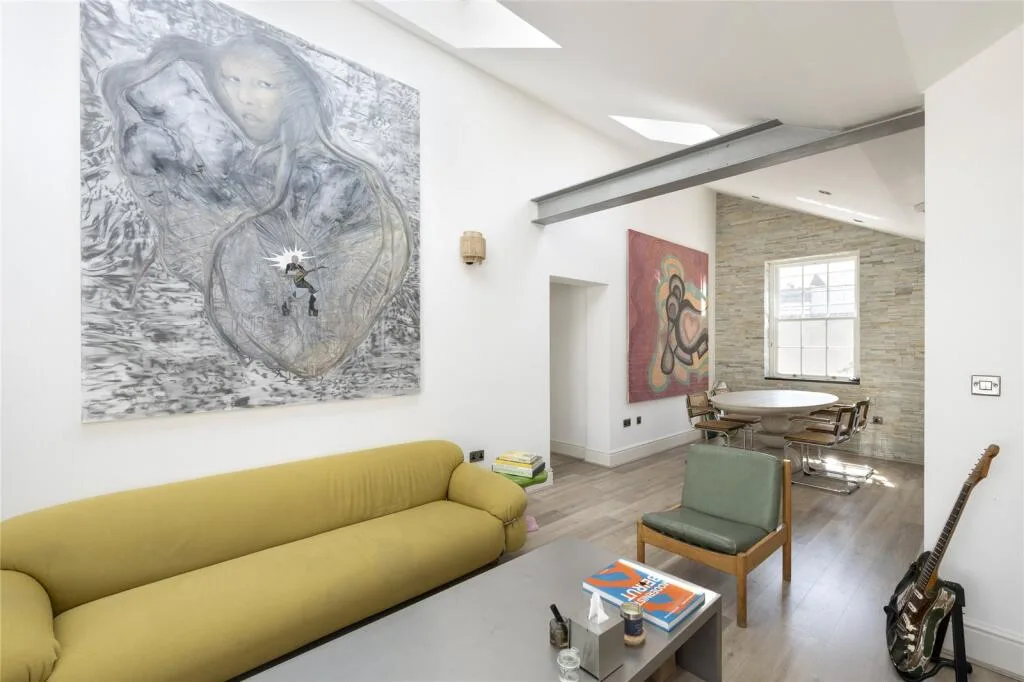 2 bedroom penthouse for rent