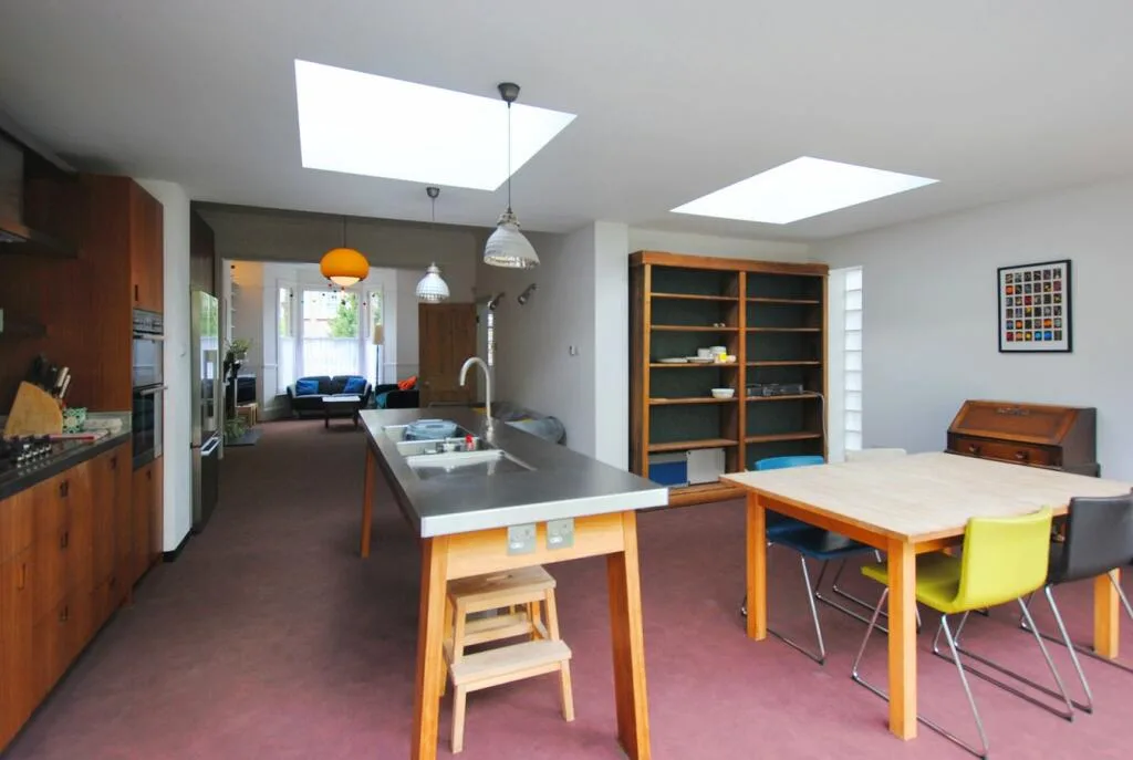 3 bedroom end of terrace house for rent