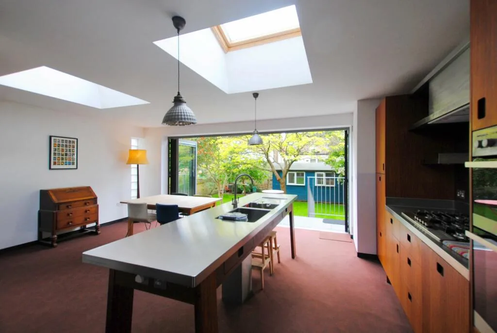 3 bedroom end of terrace house for rent