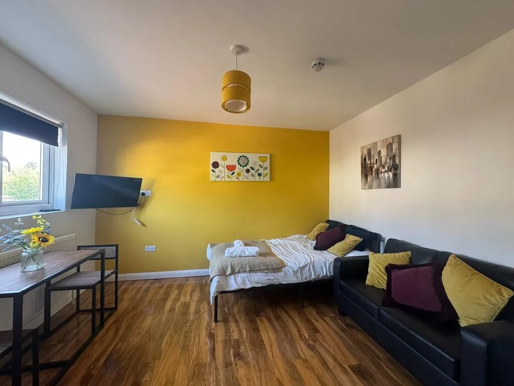 1 bedroom flat share for rent