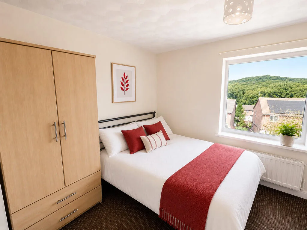 4 bedroom semi-detached house for rent
