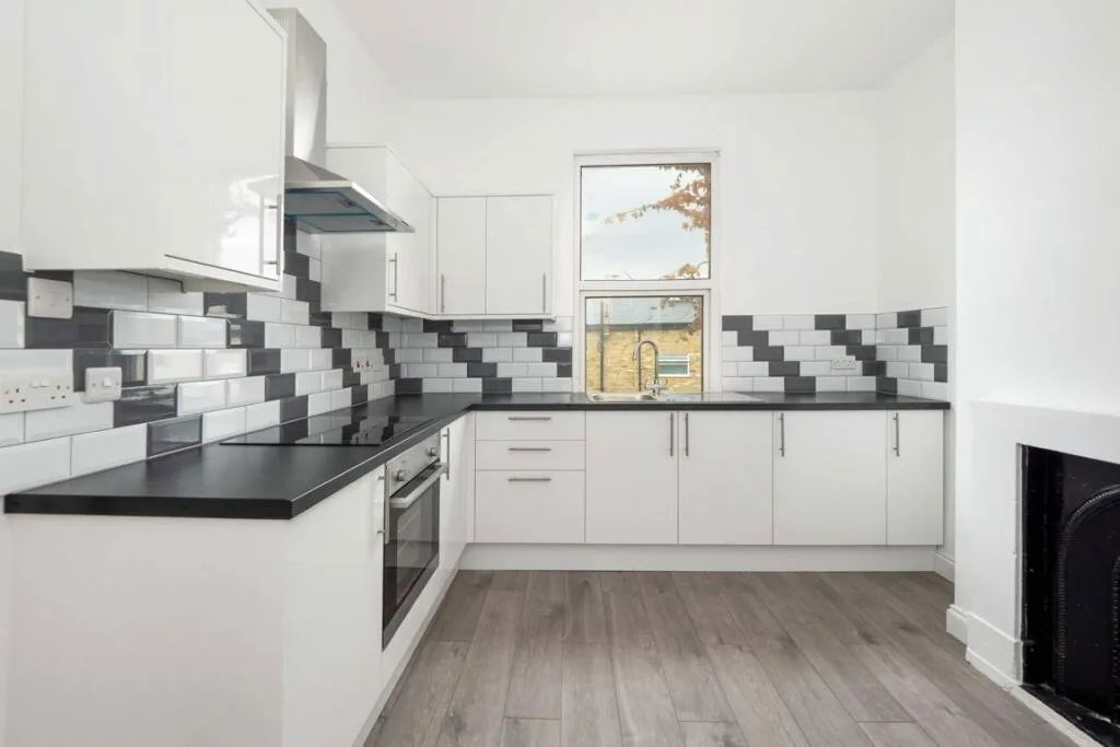 3 bedroom flat for rent