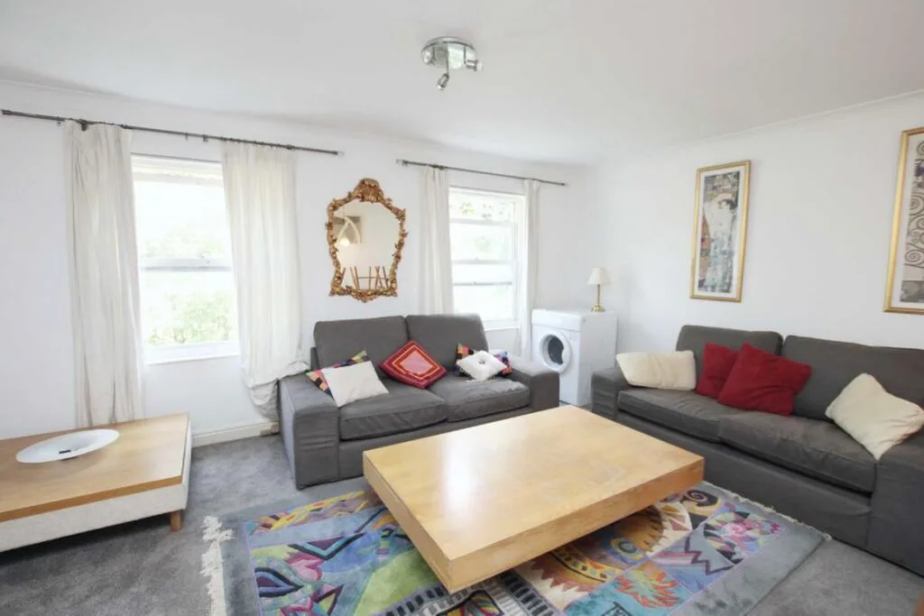2 bedroom flat for rent