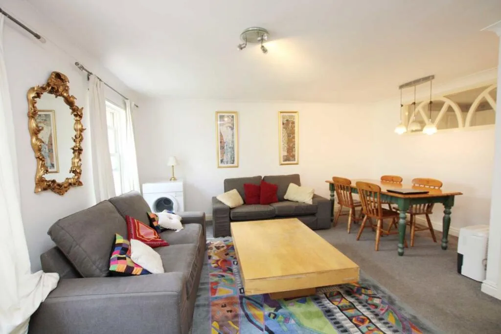 2 bedroom flat for rent