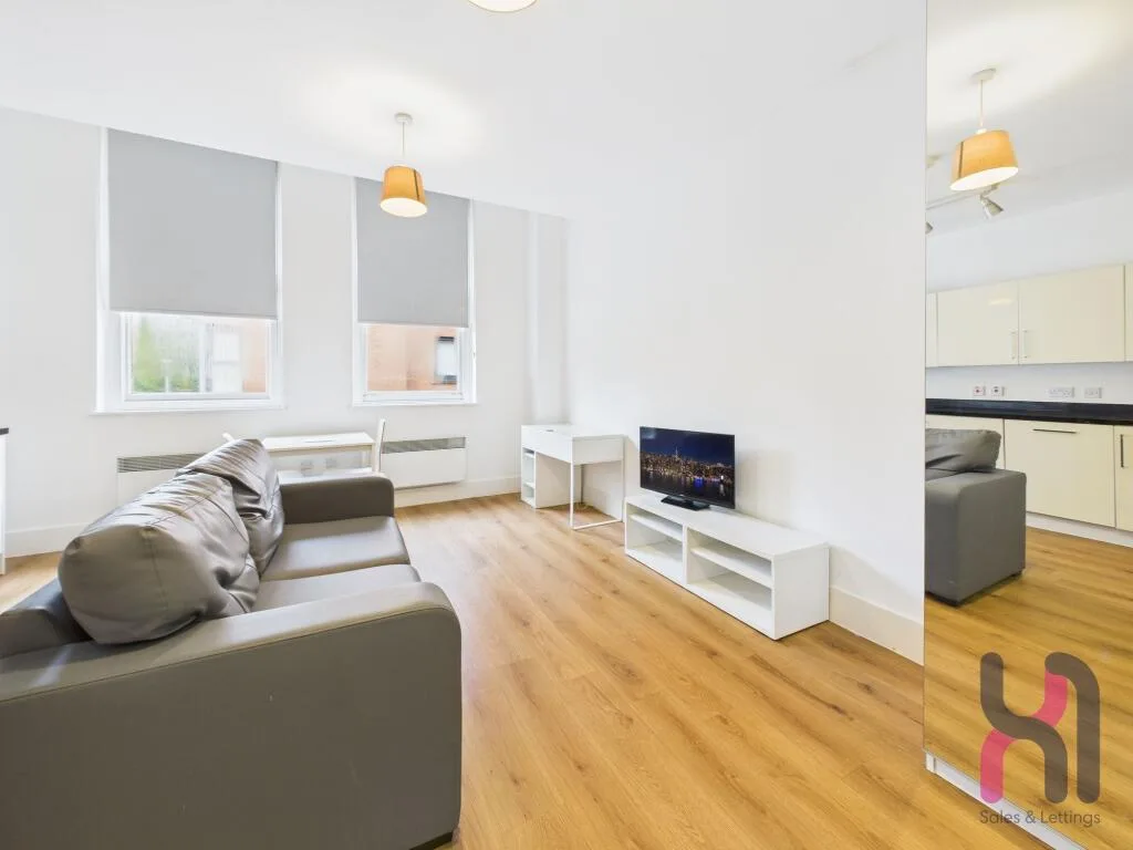 Studio flat for rent