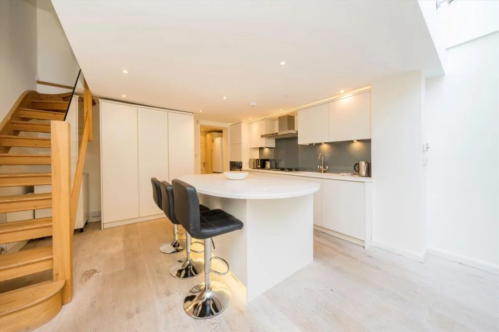 4 bedroom house for rent