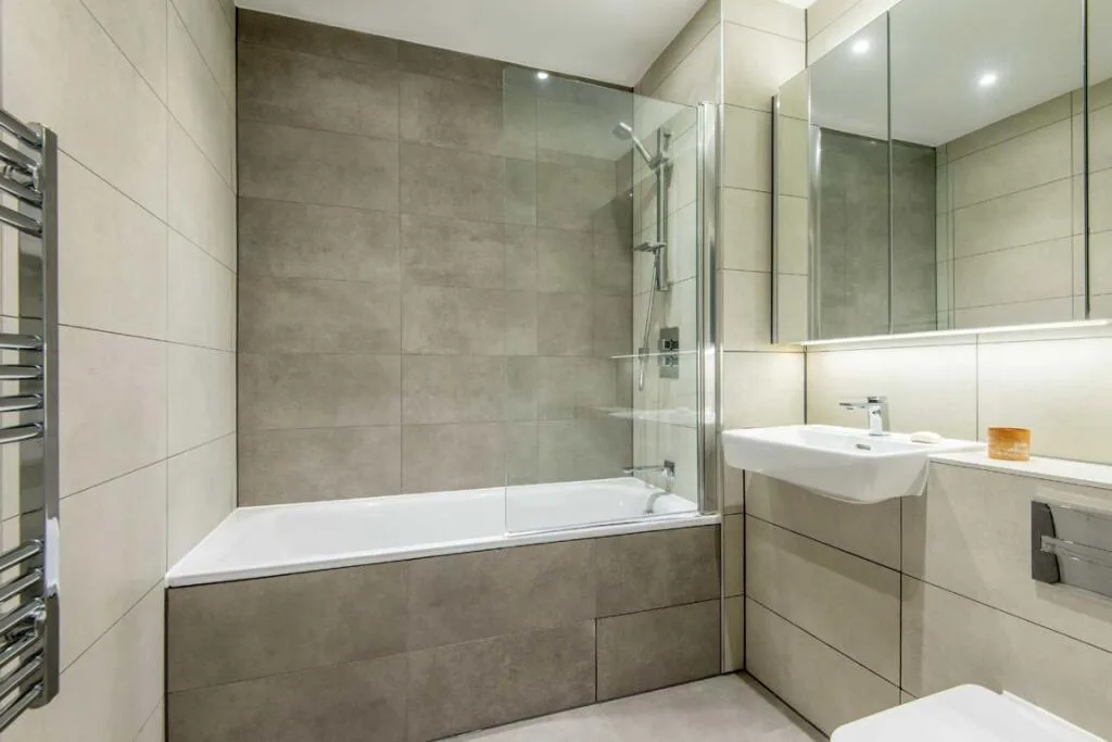 3 bedroom flat for rent