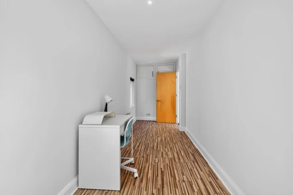 2 bedroom maisonette for rent