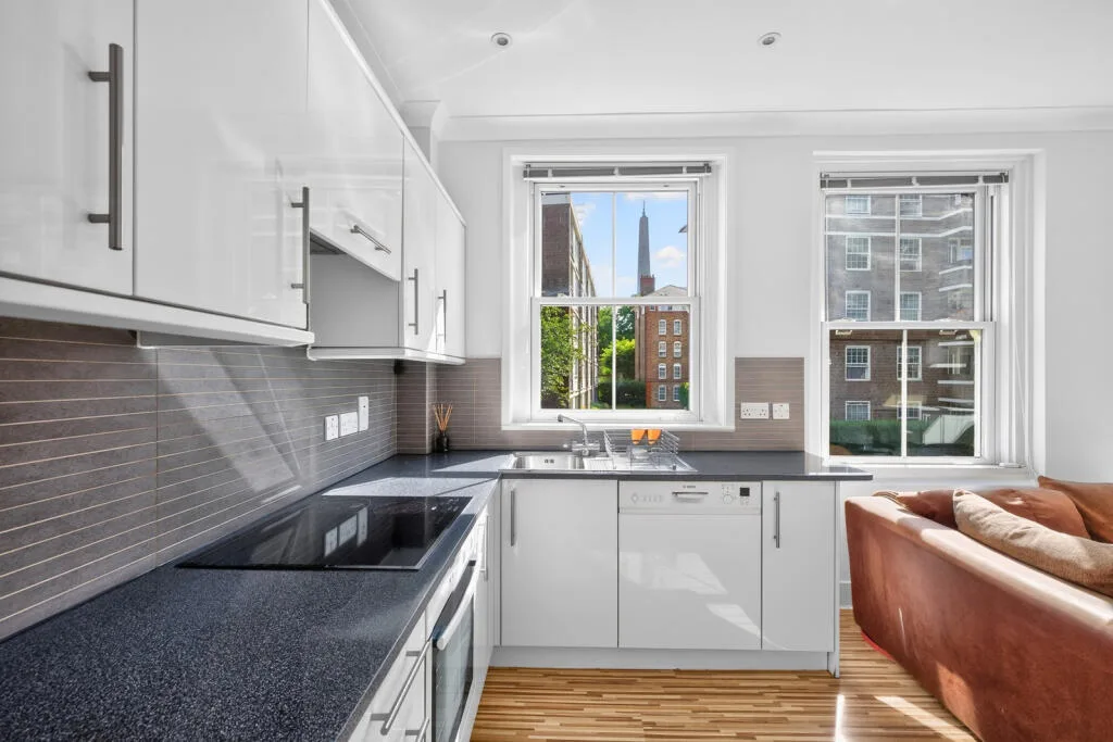 2 bedroom maisonette for rent