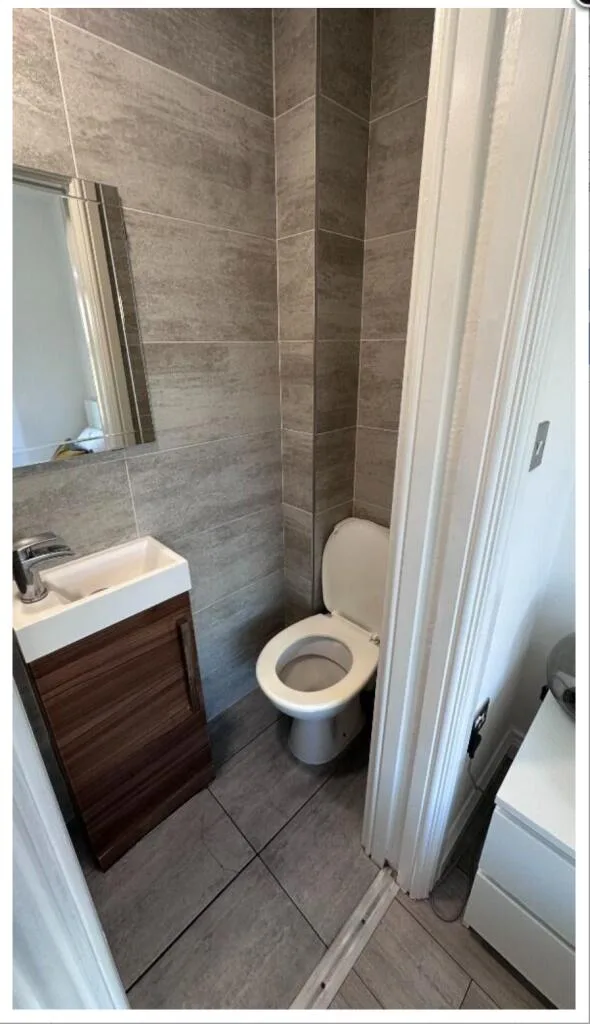 1 bedroom house share for rent