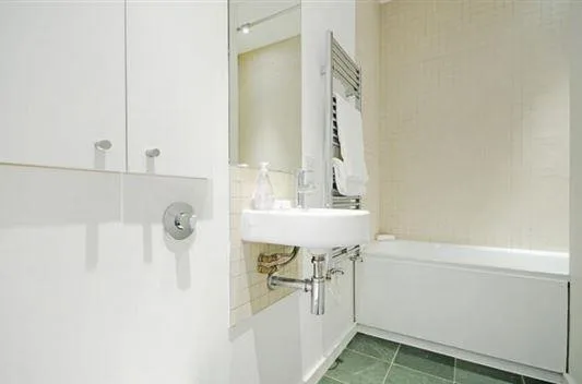 2 bedroom duplex for rent