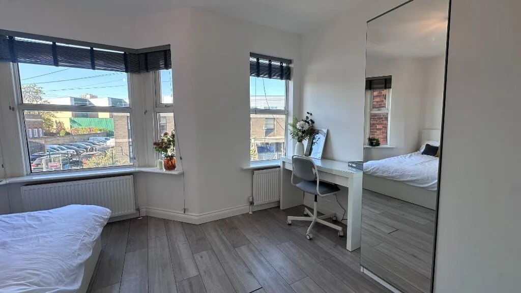 1 bedroom house share for rent