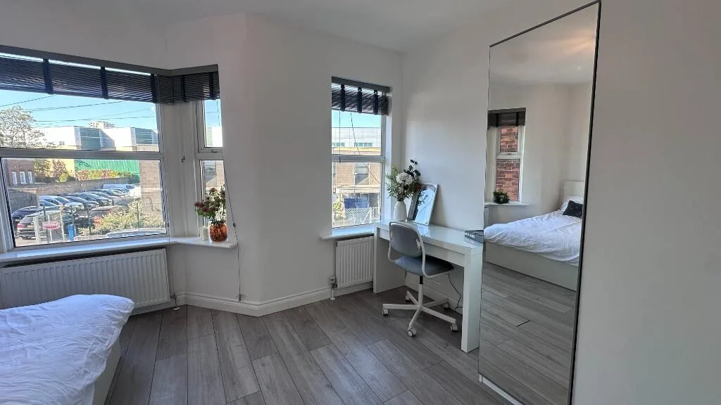 1 bedroom house share for rent