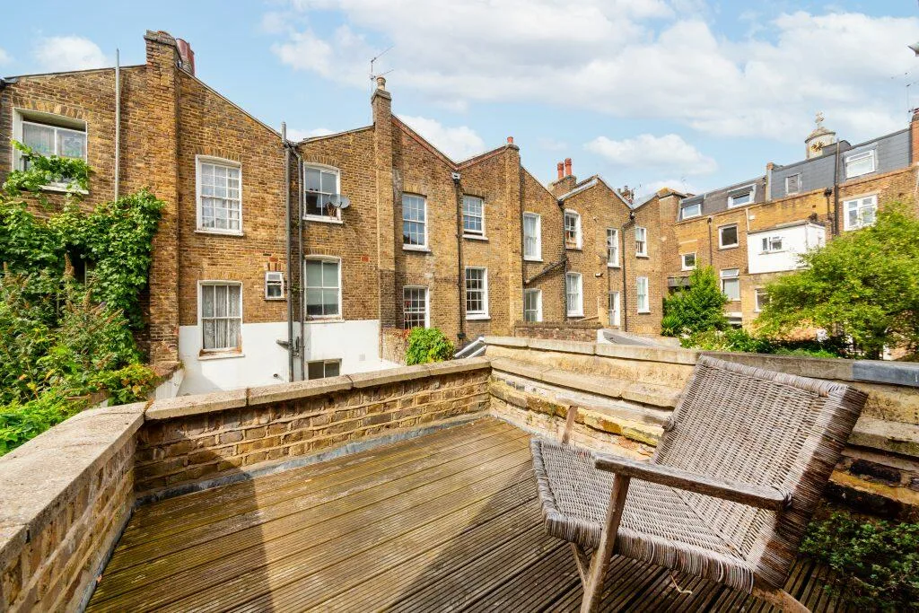 2 bedroom flat for rent