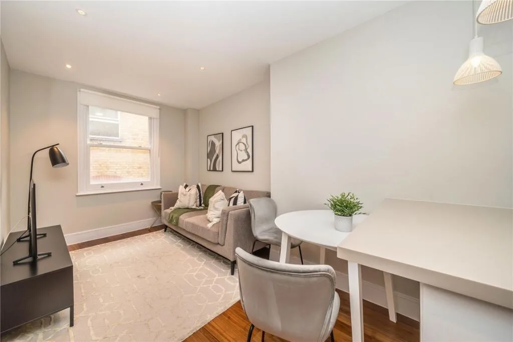 1 bedroom flat for rent