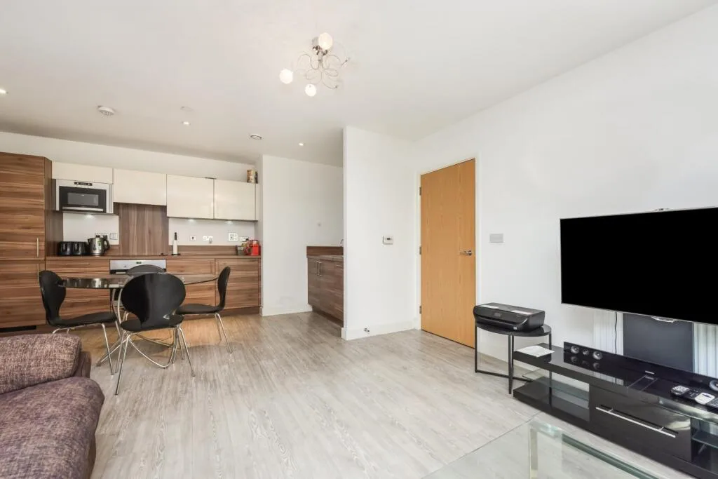 2 bedroom flat for rent