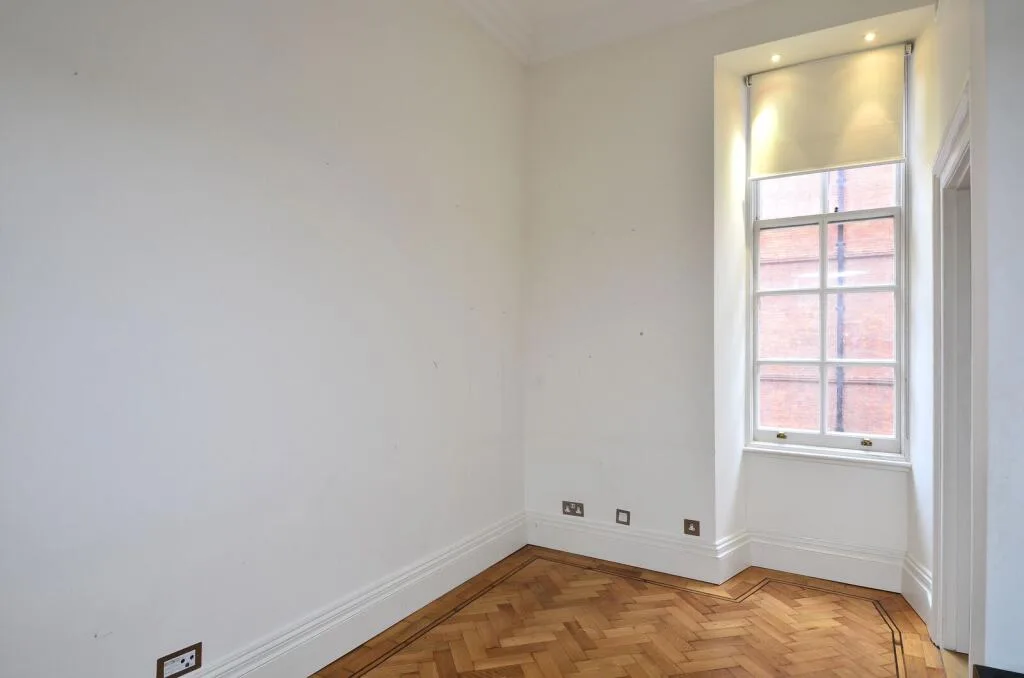 4 bedroom flat for rent