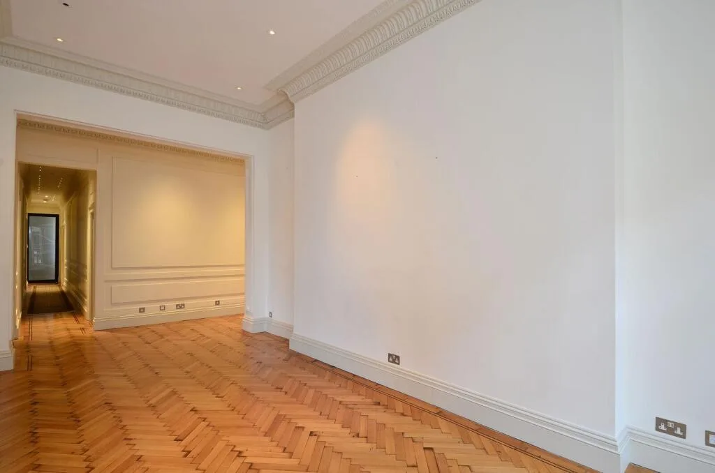 4 bedroom flat for rent