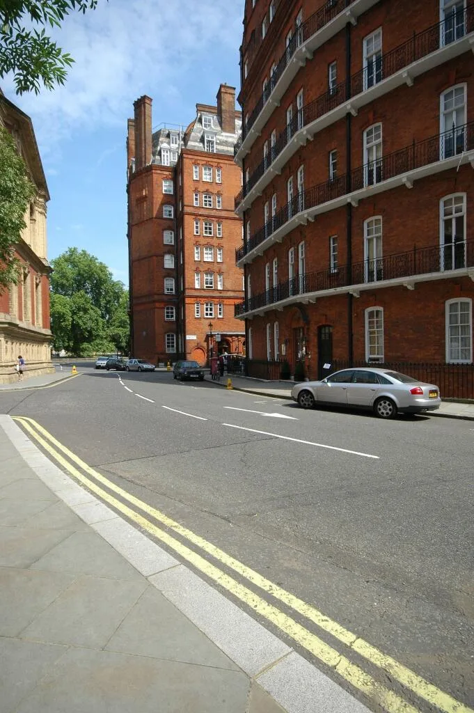 4 bedroom flat for rent
