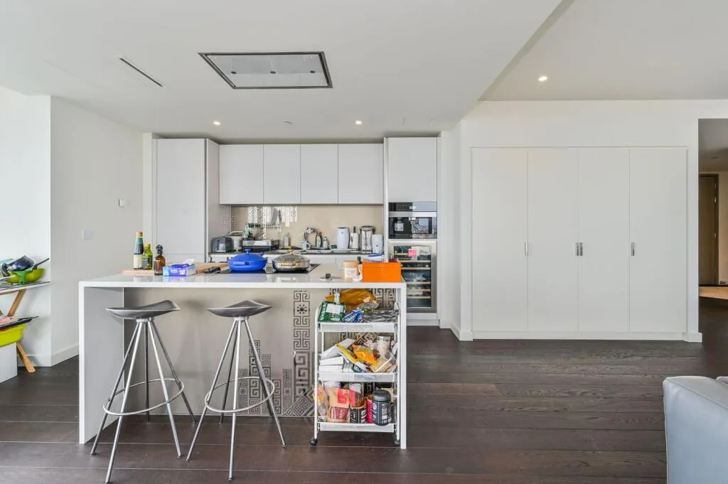 3 bedroom flat for rent